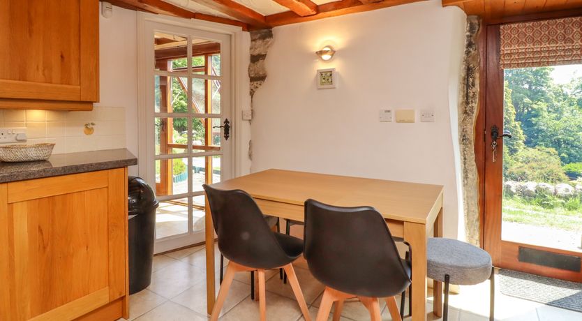 Photo of Battery Barn