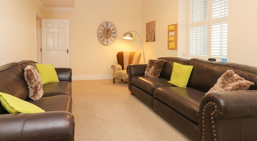 Photo of 12 Eagle Parade