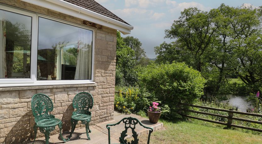 Photo of Nuthatch Cottage at Riverside Lodge