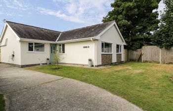 GaGa Ar y Traeth Holiday Home