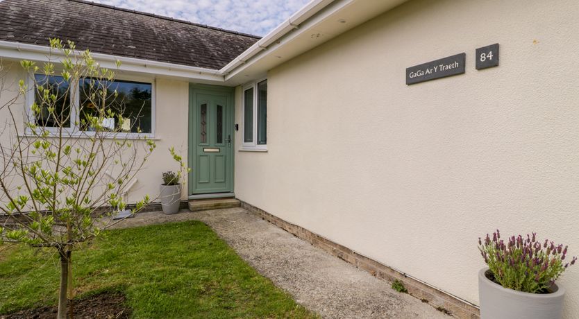 Photo of GaGa Ar y Traeth