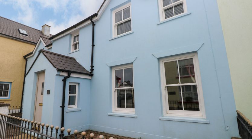 Photo of Archway House