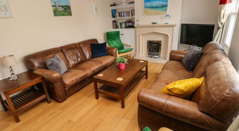 Photo of Archway House