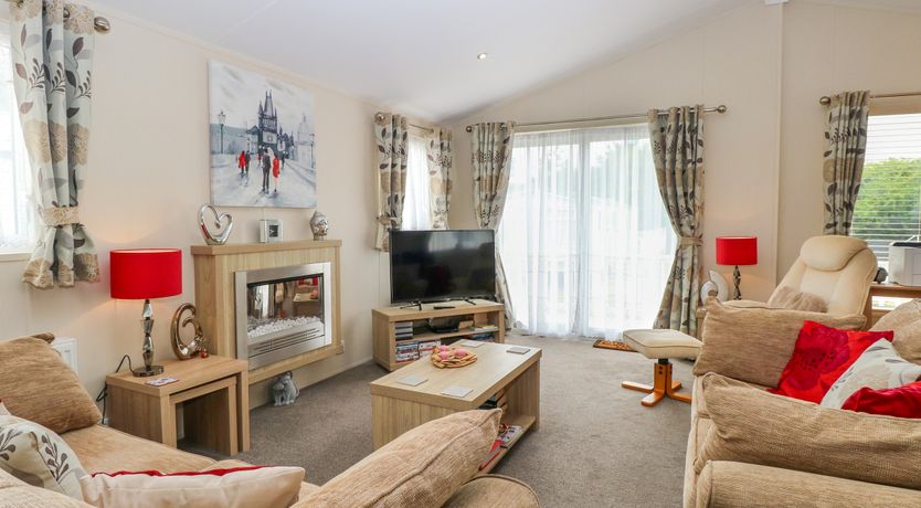 Photo of 21 Norman Drive Lodge