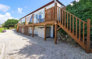 The Lookout Holiday Home