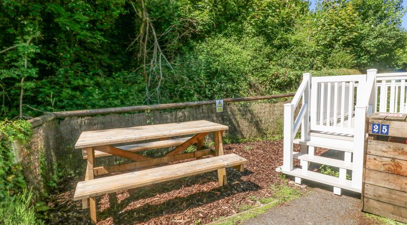 Photo of 25 Manleigh Park