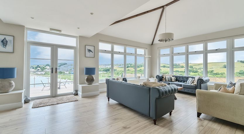 Photo of Mallacleave House