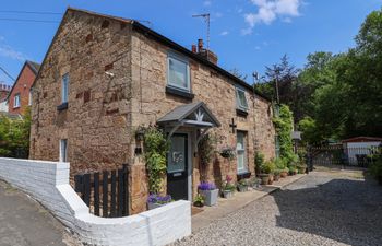 Stone Houses Holiday Home