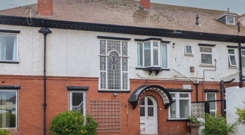 Photo of Rhos Retreat No. 7