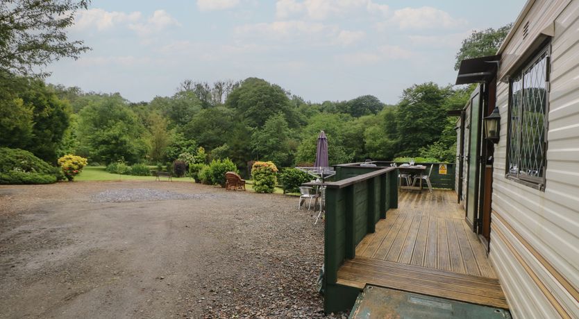 Photo of Lazy Trout Caravan