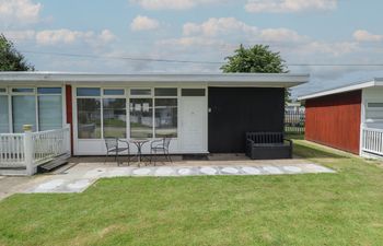 68 Cherry Park Holiday Home