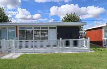 68 Cherry Park Holiday Home