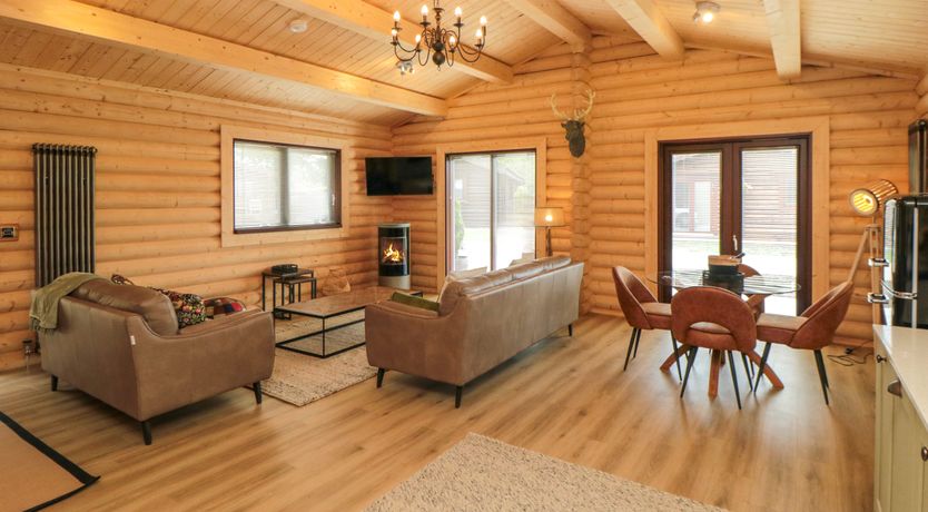 Photo of Carlton Lodge 1