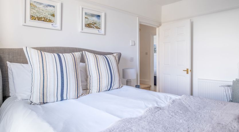 Photo of 2 Glyddins 1910