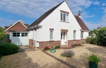 Chantries Holiday Home