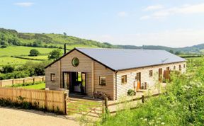 Photo of 3 Bed in Sherborne