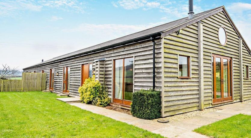 Photo of 3 Bed in Corton Denham