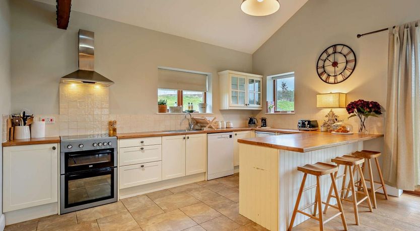 Photo of 3 Bed in Corton Denham