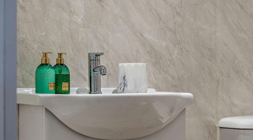 Photo of 1 Bed in Newport