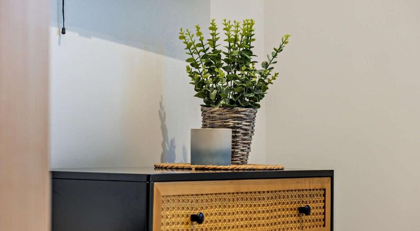 Photo of 1 Bed in Newport