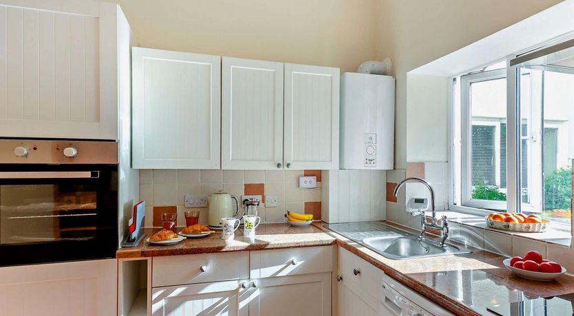 Photo of 1 Bed in Penmaenmawr