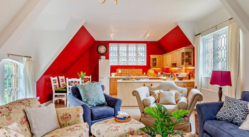 Photo of 3 Bed in Minterne Magna