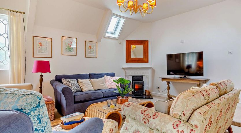 Photo of 3 Bed in Minterne Magna