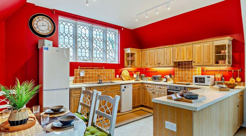 Photo of 3 Bed in Minterne Magna