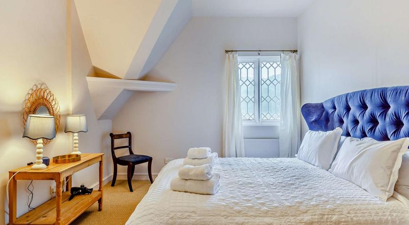 Photo of 3 Bed in Minterne Magna