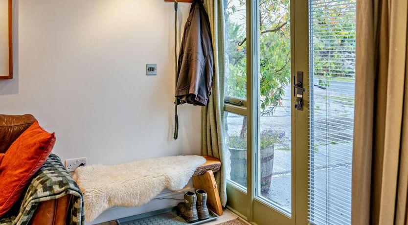 Photo of 2 Bed in Skelsmergh