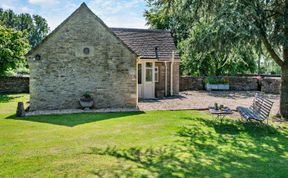Photo of 1 Bed in Malmesbury