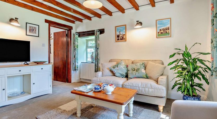 Photo of 1 Bed in Malmesbury