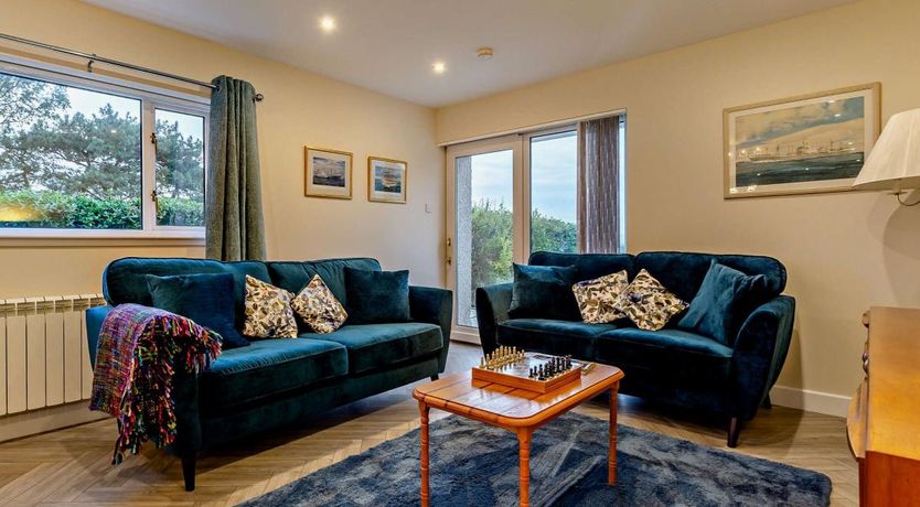 Photo of 4 Bed in Fortrose