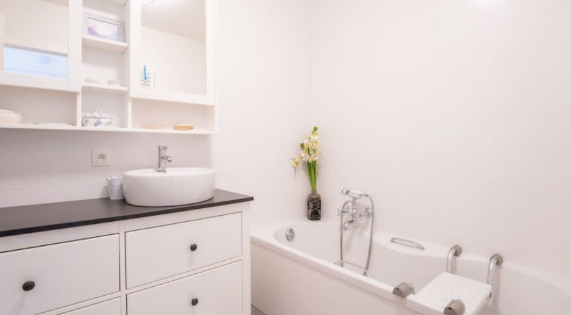 Photo of Lucette quiet but central