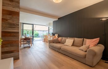 La Gabane quiet but central house Holiday Home