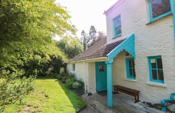 Parke Cottage Holiday Home