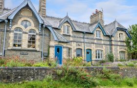 Photo of teachers-cottage