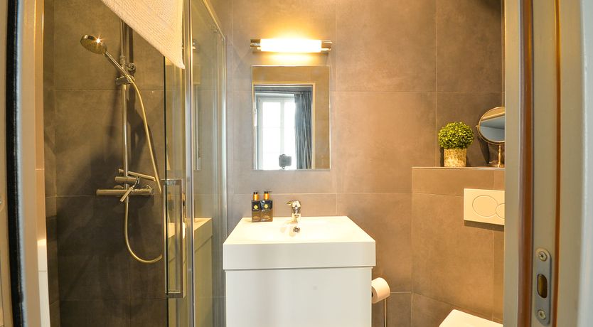 Photo of Marais Mood