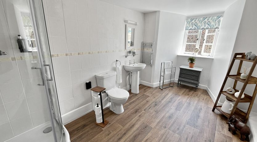 Photo of West Lynch Farm, Allerford