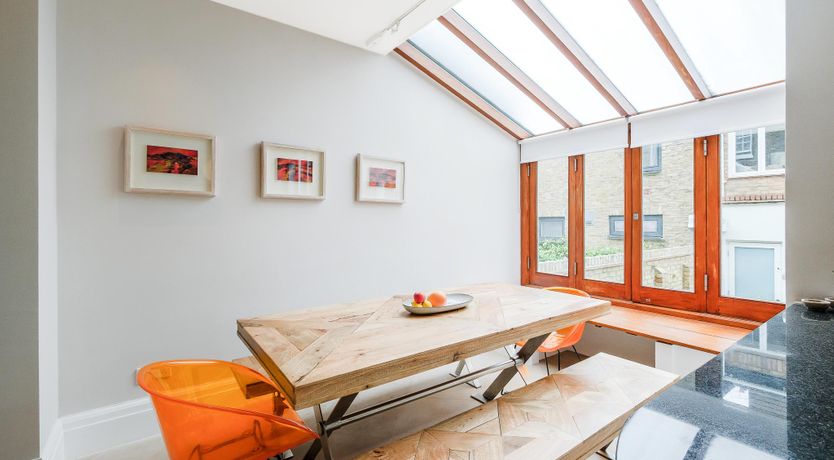 Photo of London Essence