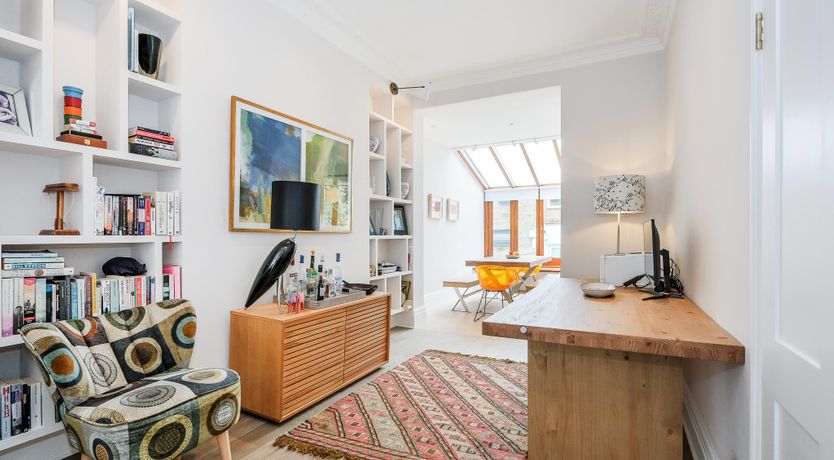 Photo of London Essence