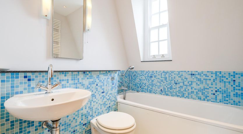 Photo of London Essence