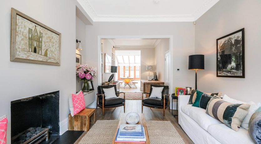 Photo of London Essence