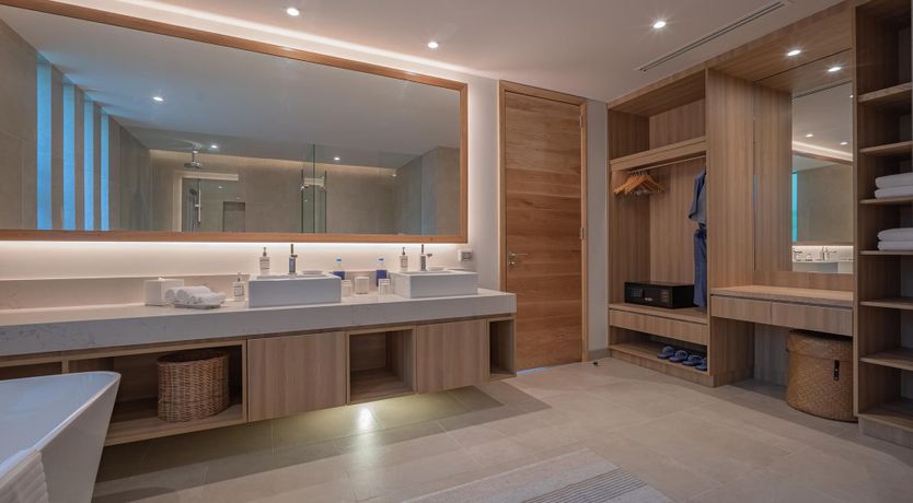 Photo of Cradled in Paradise