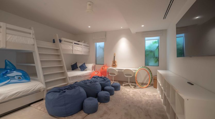 Photo of Cradled in Paradise