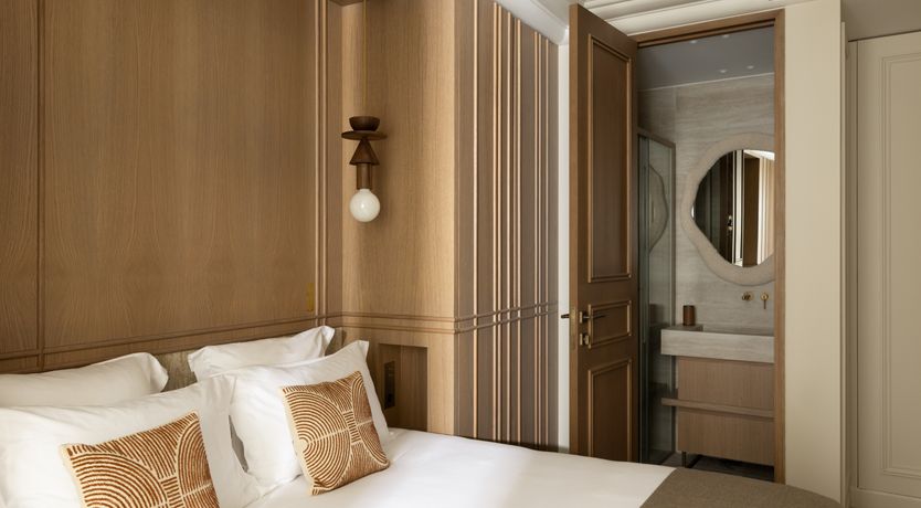 Photo of Parisian Splendor