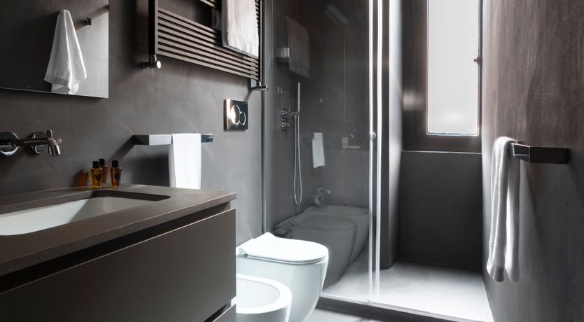 Photo of Chrome & Silver