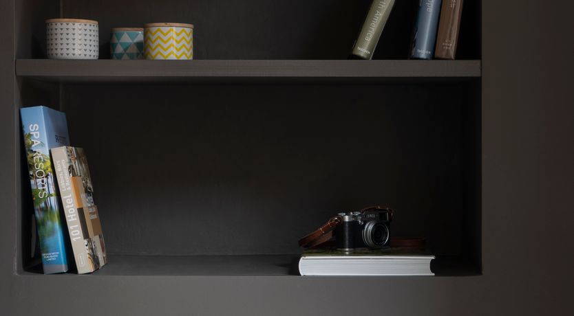 Photo of Chrome & Silver