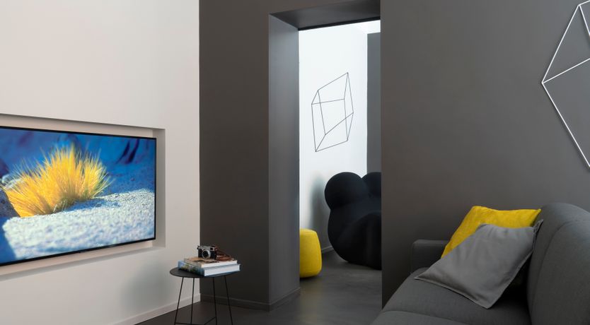 Photo of Chrome & Silver