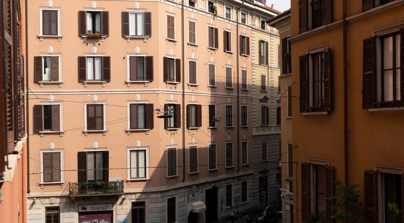 Photo of Chrome & Silver